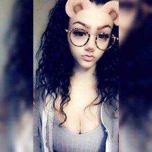 Meet your Posher, Ali